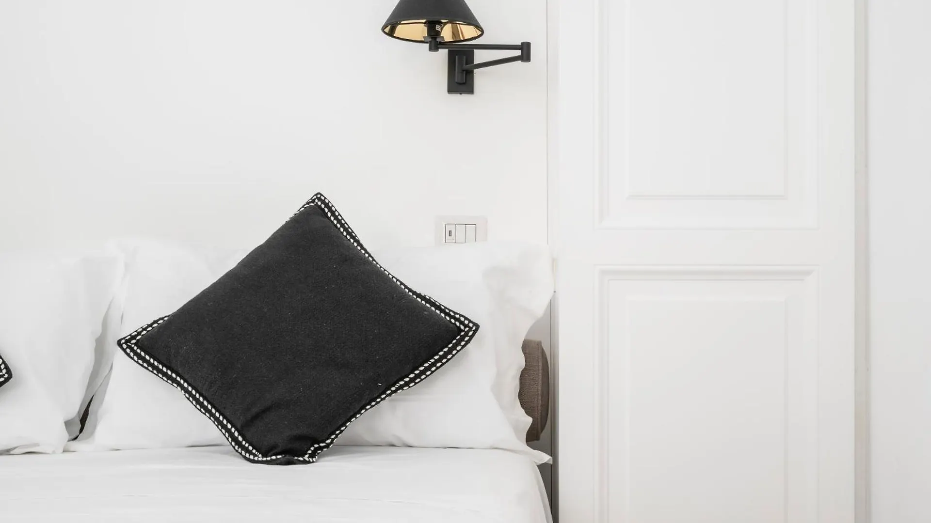 Monti Zen Penthouse-Zeno57 Apartment Rome