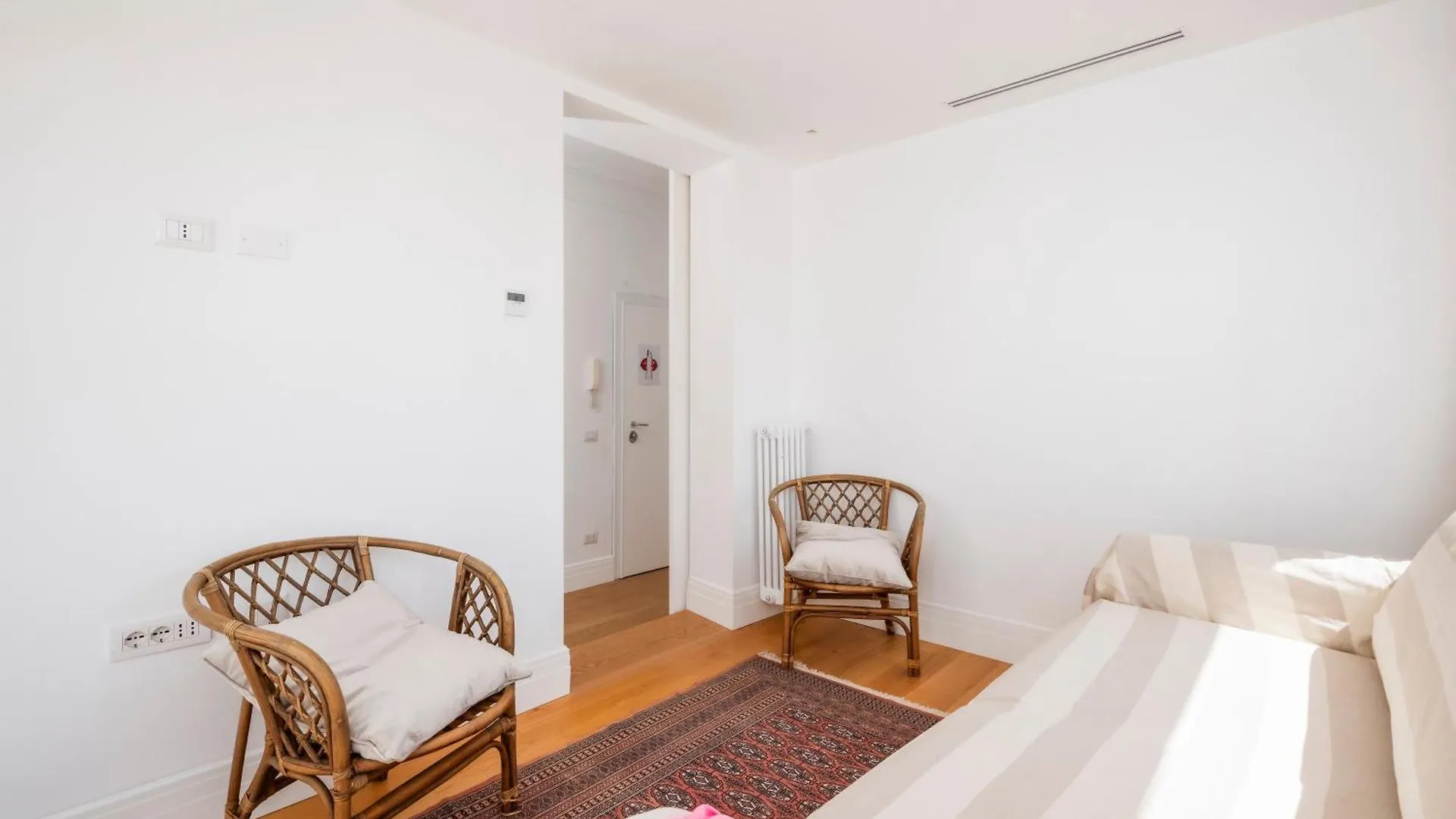 Monti Zen Penthouse-Zeno57 Apartment Rome